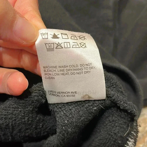 EUC Reformation Hunter Crop Sweatshirt 100% Organic Cotton Black Sz Small - Picture 11 of 12